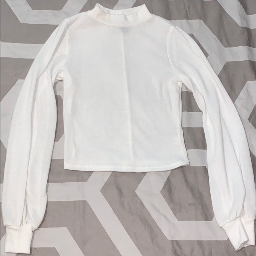 White forever 21 crop top✨